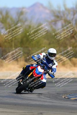 media/Mar-12-2022-SoCal Trackdays (Sat) [[152081554b]]/Turn 2 (1145am)/